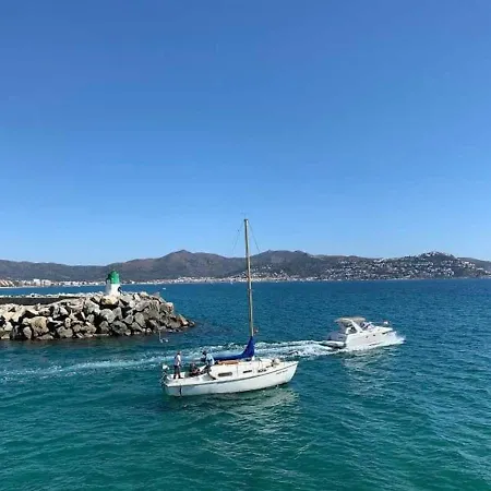 Frente Al Mar * Empuriabrava